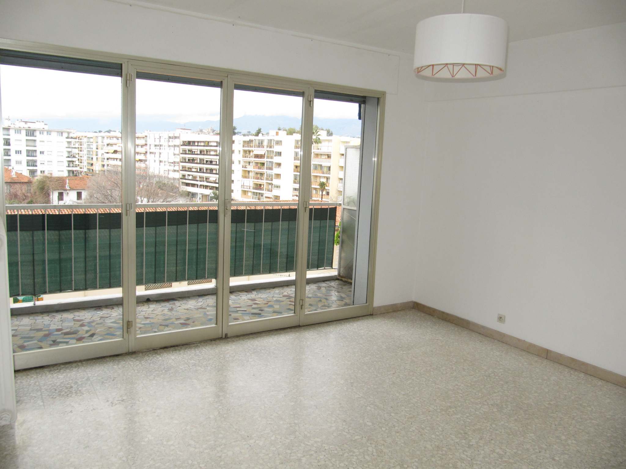 Vente Appartement 26m² 1 Pièce à Cros de Cagnes (06800) - Jt Immobilier